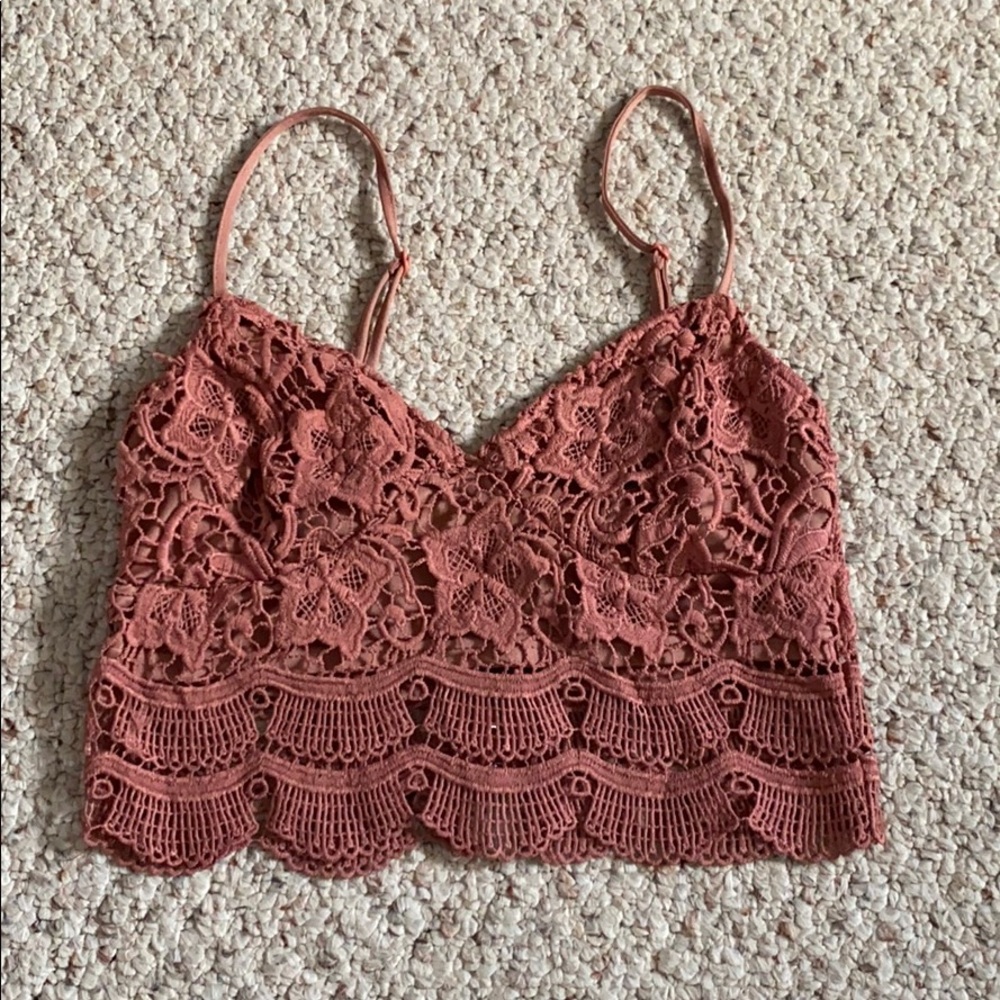 Kendall & Kylie lace crop top